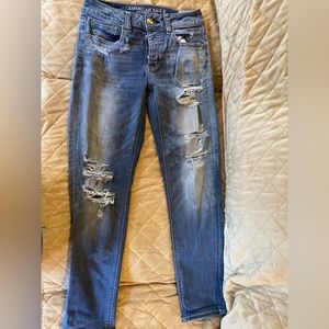 American Eagle Tomgirl Button Fly Distressed Skinny Jeans Size 0.